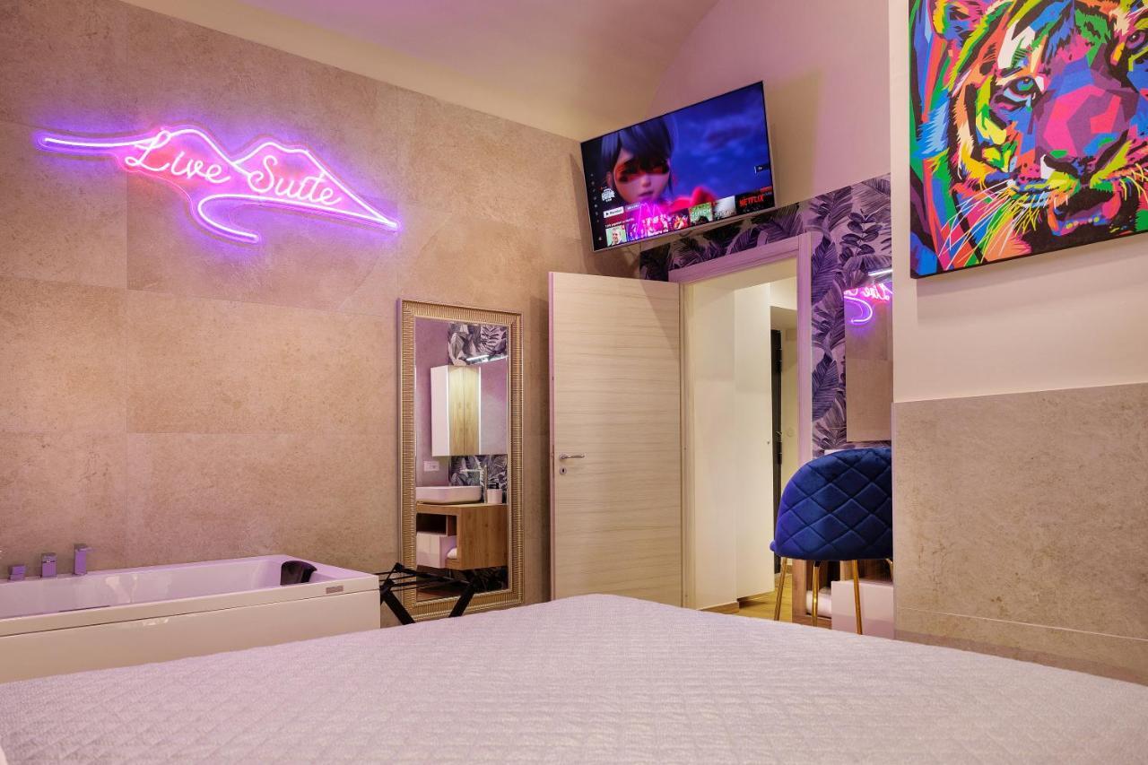 Live Suite Napoli Exteriér fotografie